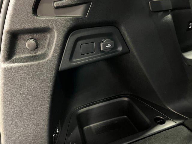 Photo of 2025 Sonic Gray Pearl Honda Pilot