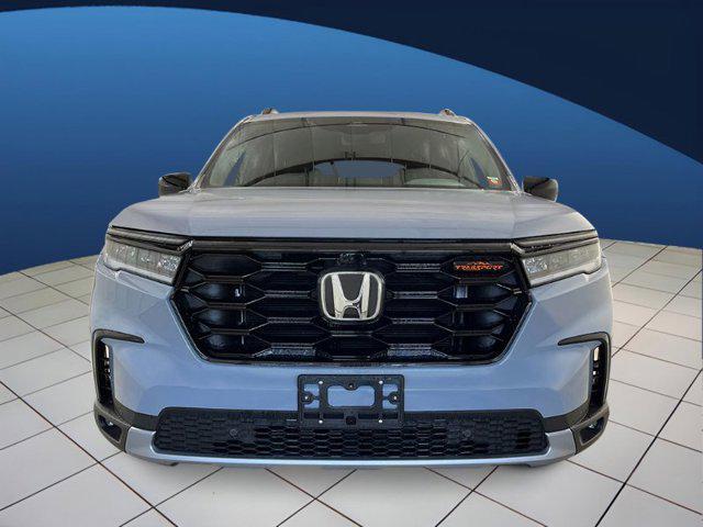Photo of 2025 Sonic Gray Pearl Honda Pilot