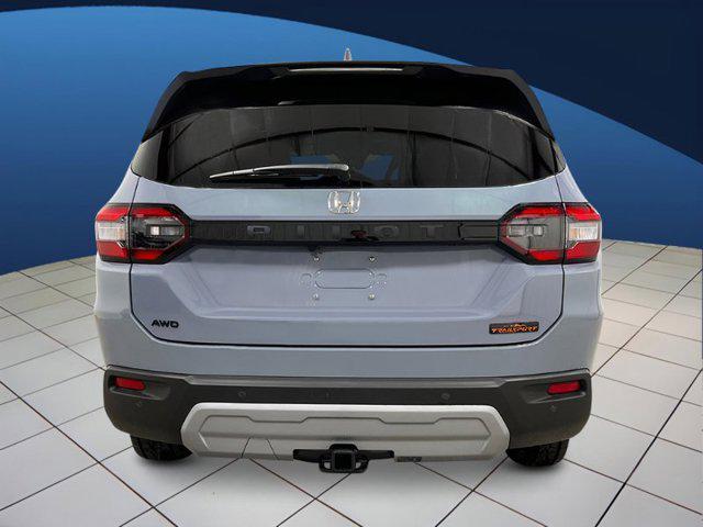Photo of 2025 Sonic Gray Pearl Honda Pilot