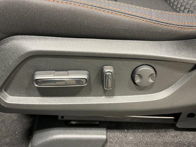 Photo of 2025 Platinum White Pearl Honda Pilot