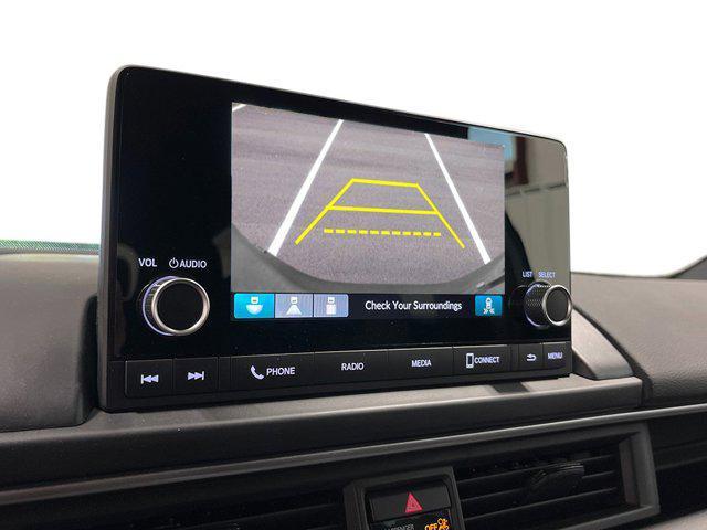 Photo of 2025 Platinum White Pearl Honda Pilot