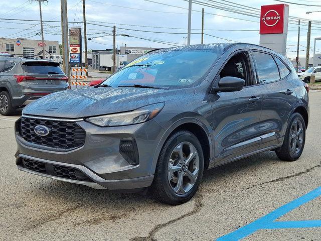Photo of 2024 Carbonized Gray M Ford Escape
