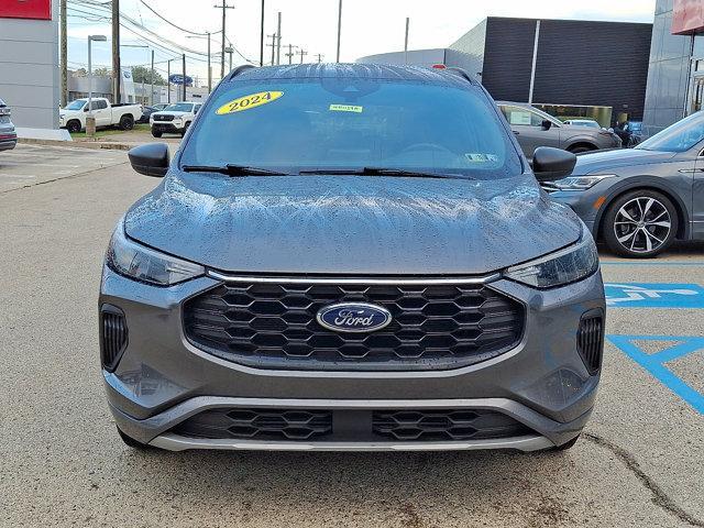 Photo of 2024 Carbonized Gray M Ford Escape