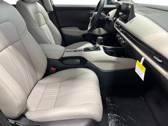Photo of 2026 Nordic Forest Pearl Honda HR-V