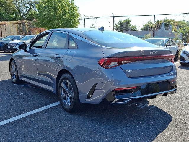 Photo of 2023 Everlasting Silver Kia K5