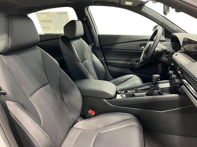 Photo of 2025 Platinum White Pearl Honda Accord Hybrid
