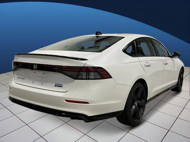 Photo of 2025 Platinum White Pearl Honda Accord Hybrid