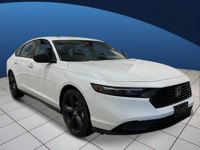 Photo of 2025 Platinum White Pearl Honda Accord Hybrid