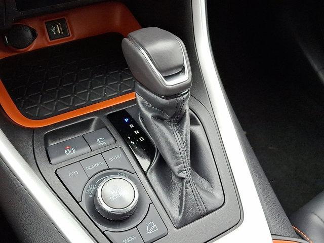 Photo of 2024 Ice Cap Toyota RAV4