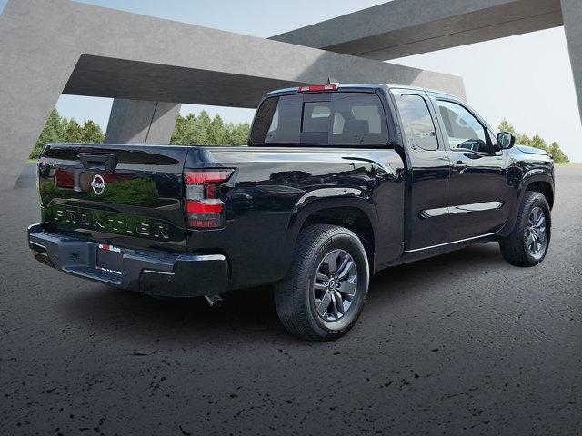 Photo of 2025 Super Black Nissan Frontier