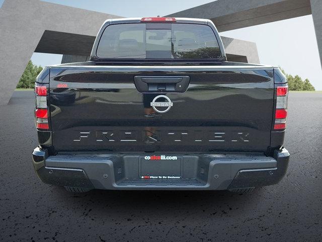 Photo of 2025 Super Black Nissan Frontier