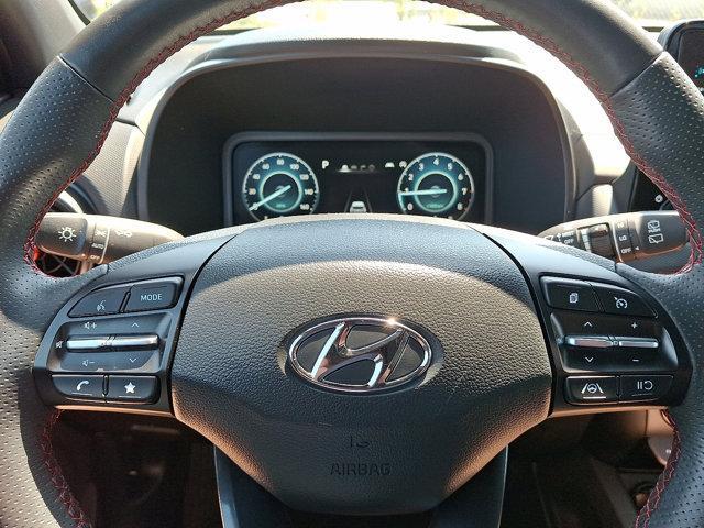 Photo of 2023 Lunar White Hyundai KONA