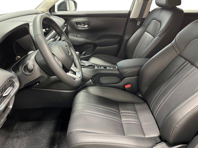 Photo of 2026 Crystal Black Pearl Honda HR-V