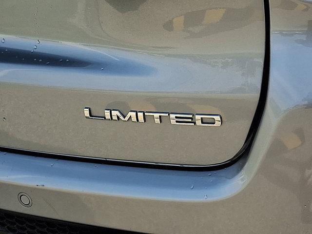 Photo of 2023 Billet Silver Metallic Clearcoat Jeep Compass