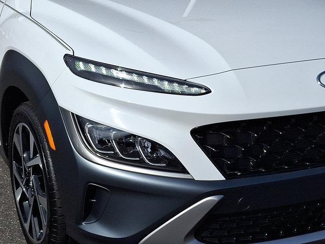Photo of 2023 Lunar White Hyundai KONA