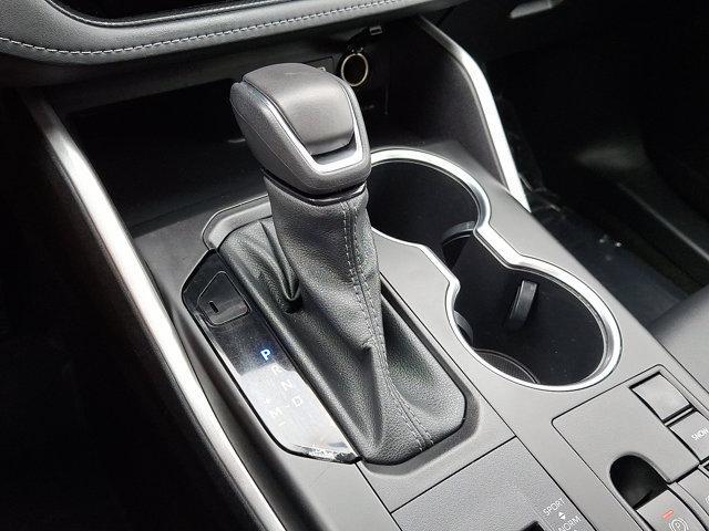 Photo of 2023 Blue Toyota Highlander