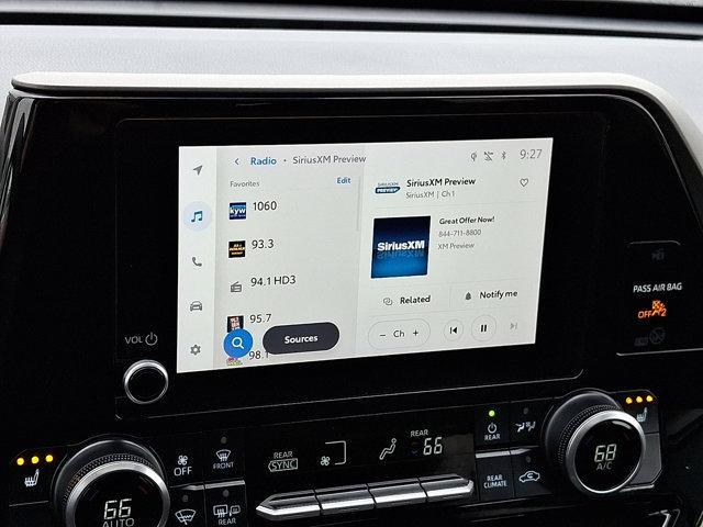 Photo of 2023 Blue Toyota Highlander