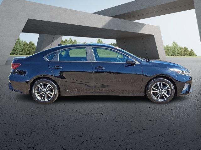 Photo of 2024 Aurora Black Kia Forte