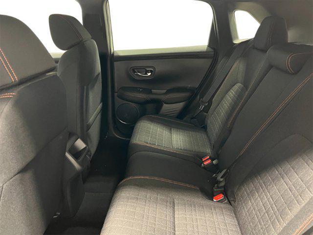 Photo of 2025 Platinum White Pearl Honda HR-V
