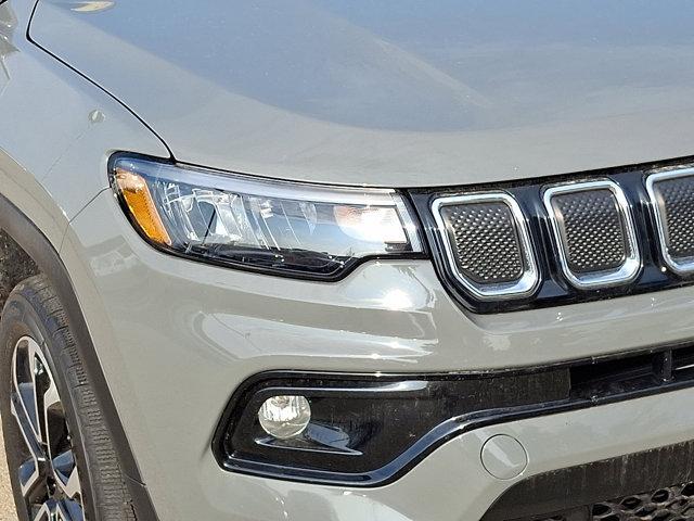 Photo of 2022 Sting-Gray Clearcoat Jeep Compass