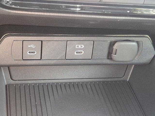 Photo of 2025 Wind Chill Pearl Toyota Prius