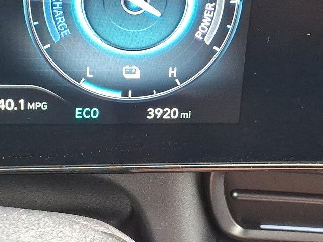 Photo of 2025 Abyss Black Hyundai ELANTRA