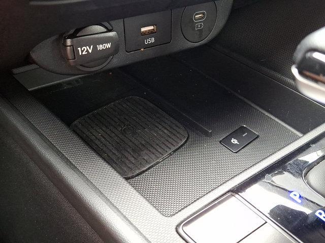 Photo of 2025 Abyss Black Hyundai ELANTRA