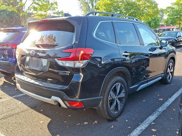 Photo of 2019 Crystal Black Pearl Subaru Forester