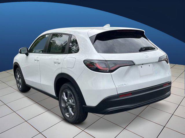Photo of 2026 Platinum White Pearl Honda HR-V