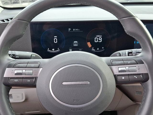 Photo of 2024 Atlas White Hyundai KONA
