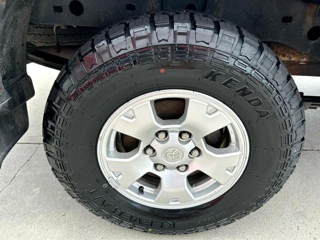 Photo of 2006 Silver Sky Metallic Toyota Tundra