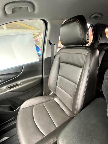 Photo of 2021 White Chevrolet Equinox