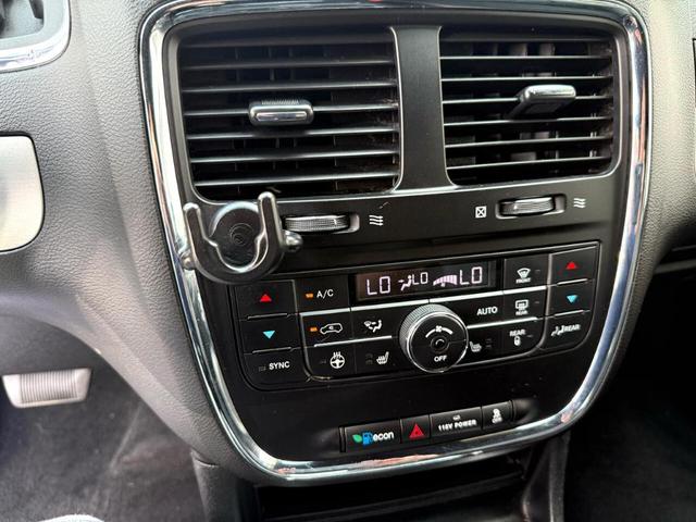 Photo of 2018 Gray Dodge Grand Caravan