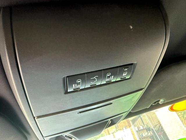 Photo of 2018 Gray Dodge Grand Caravan