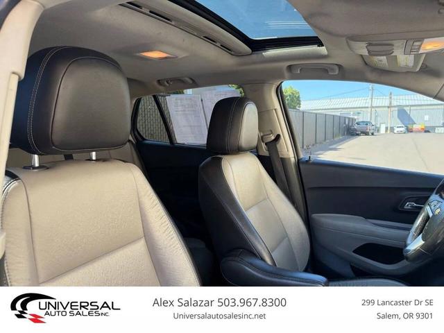 Photo of 2015 Blue Chevrolet Trax