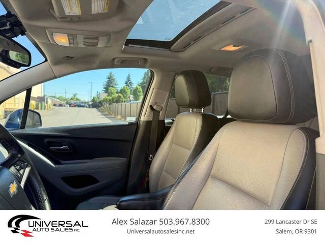 Photo of 2015 Blue Chevrolet Trax