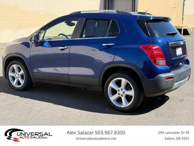 Photo of 2015 Blue Chevrolet Trax
