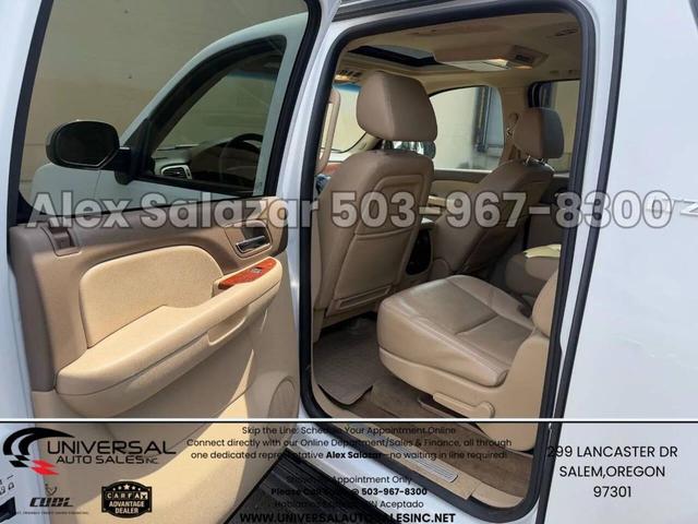 Photo of 2009 Summit White Chevrolet Suburban