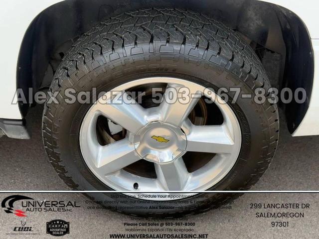 Photo of 2009 Summit White Chevrolet Suburban