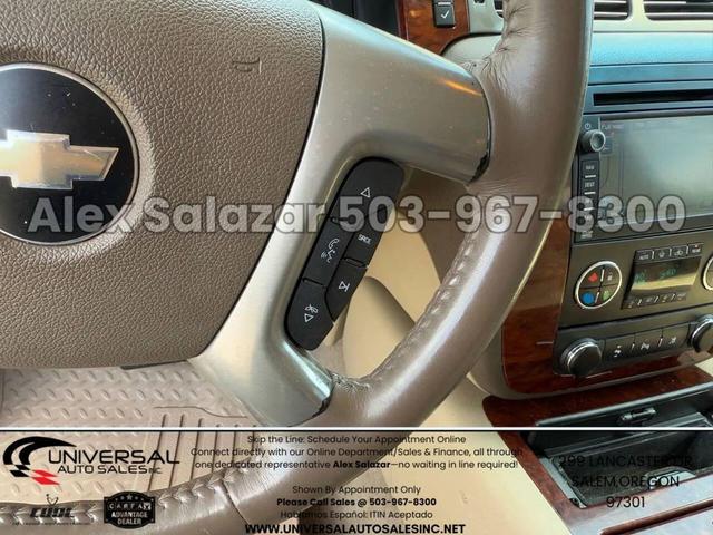 Photo of 2009 Summit White Chevrolet Suburban