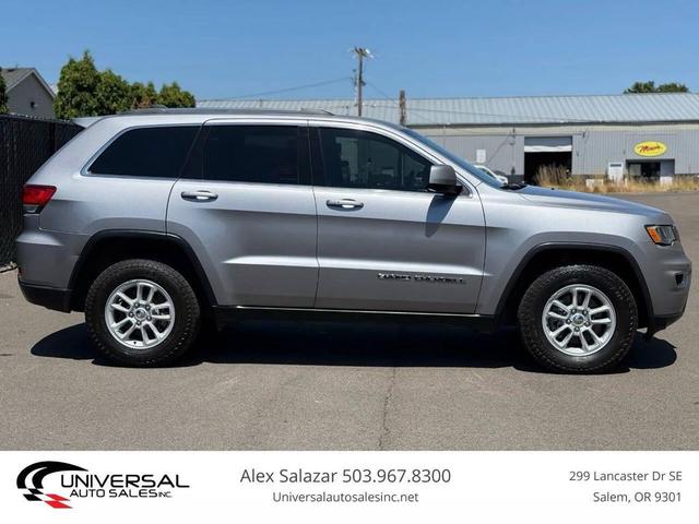 Photo of 2020 Blue Jeep Grand Cherokee