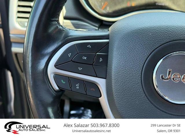 Photo of 2020 Blue Jeep Grand Cherokee