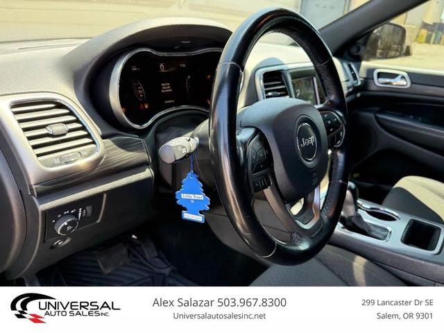 Photo of 2020 Blue Jeep Grand Cherokee