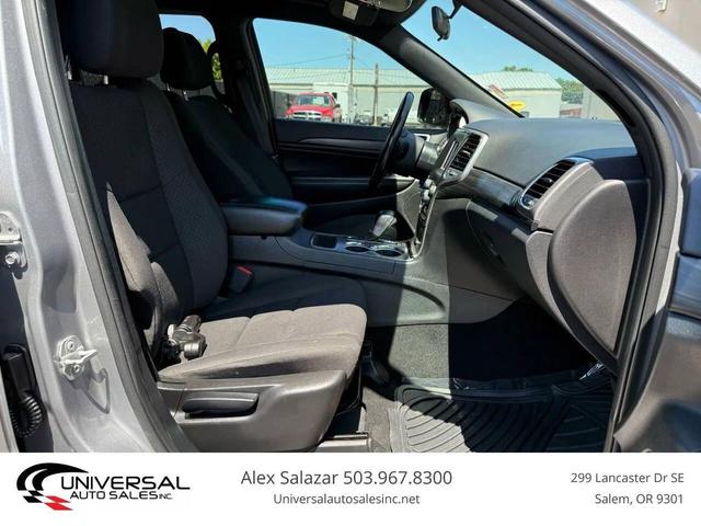 Photo of 2020 Blue Jeep Grand Cherokee