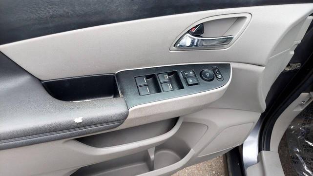 Photo of 2014 Modern Steel Metallic Honda Odyssey