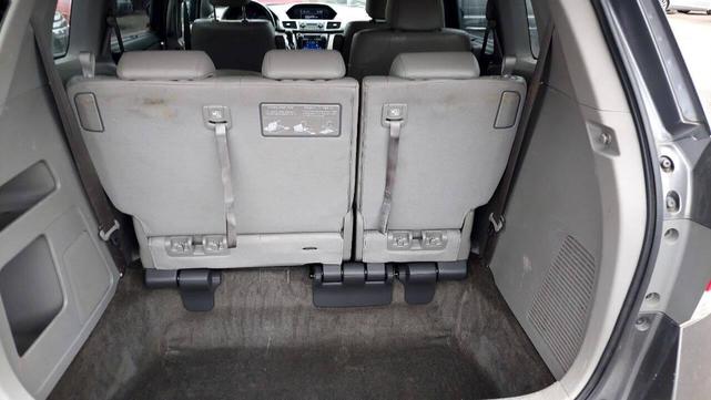 Photo of 2014 Modern Steel Metallic Honda Odyssey