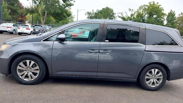 Photo of 2014 Modern Steel Metallic Honda Odyssey