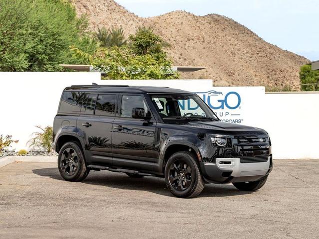 Photo of 2025 Santorini Black Land Rover Defender