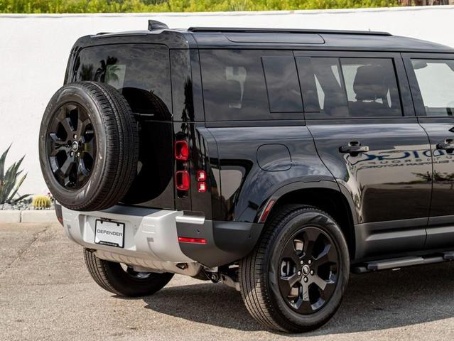 Photo of 2025 Santorini Black Land Rover Defender