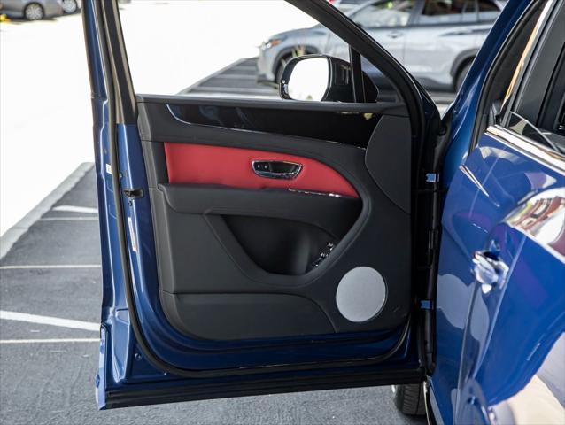 Photo of 2022 Sequin Blue Metallic Bentley Bentayga